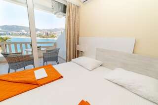 Апартаменты Ponta Apartment Рафаиловичи Номер-студио с видом на море-5